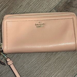 Kate Spade Blush Pink Zip Around Wristlet Wallet | Excellent Condition
